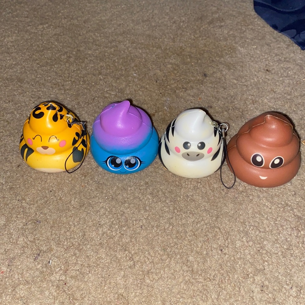 Four poop squishy